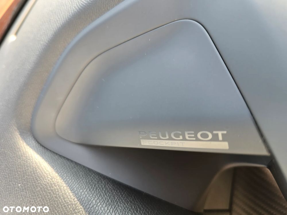 Peugeot 2008 1.2 PureTech Allure S&S EAT8 - 20