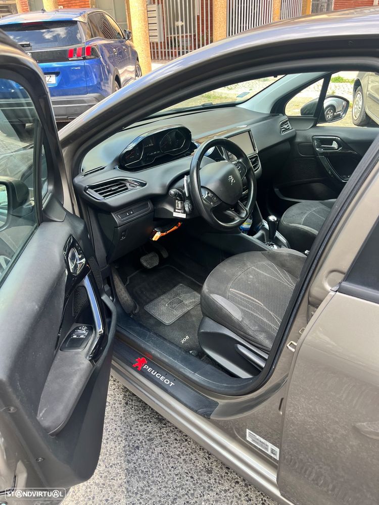 Peugeot 208 e-HDi 68 EGS5 Stop&Start Active - 5
