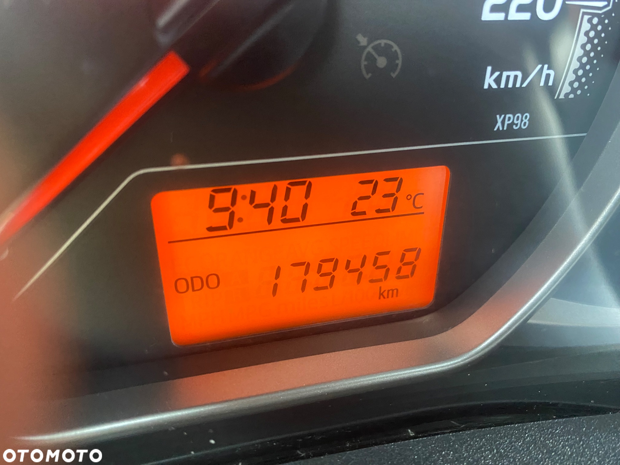 Toyota Yaris 1.0 Active - 17