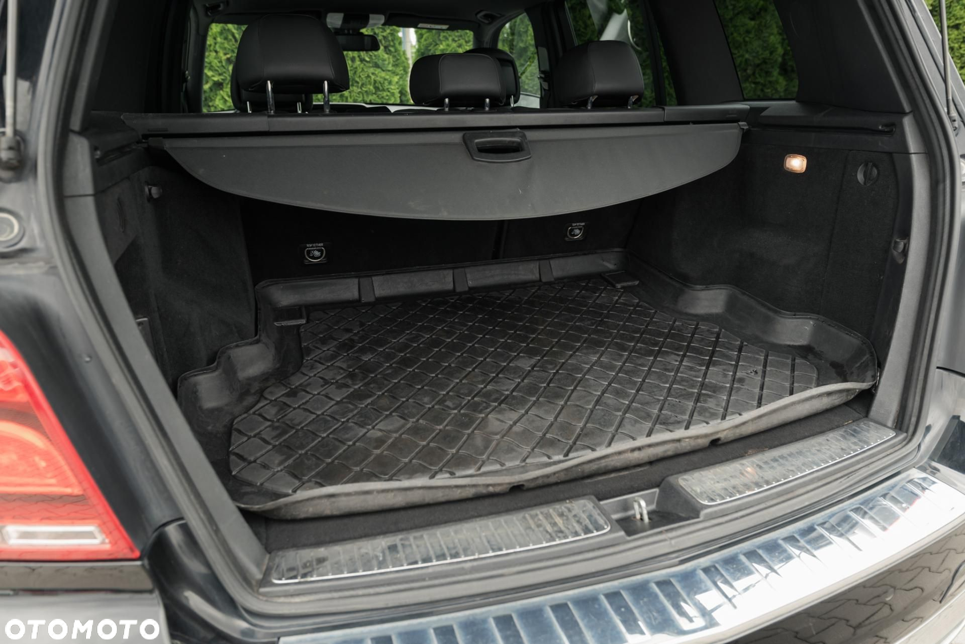 Mercedes-Benz GLK - 35