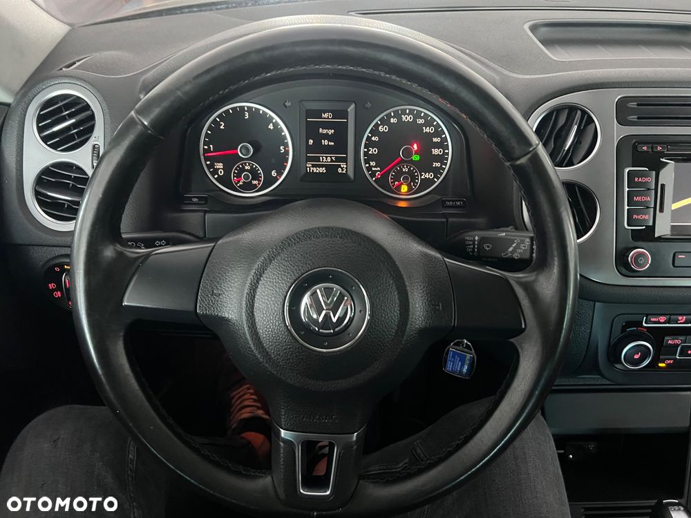 Volkswagen Tiguan 2.0 TDI DPF 4Motion BlueMotion Technology DSG Cup Track & Style - 32