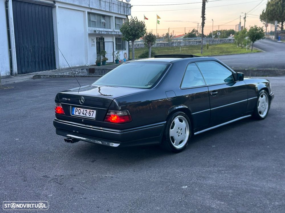 Mercedes-Benz W124 (1984-1997) 300 CE-24 - 8