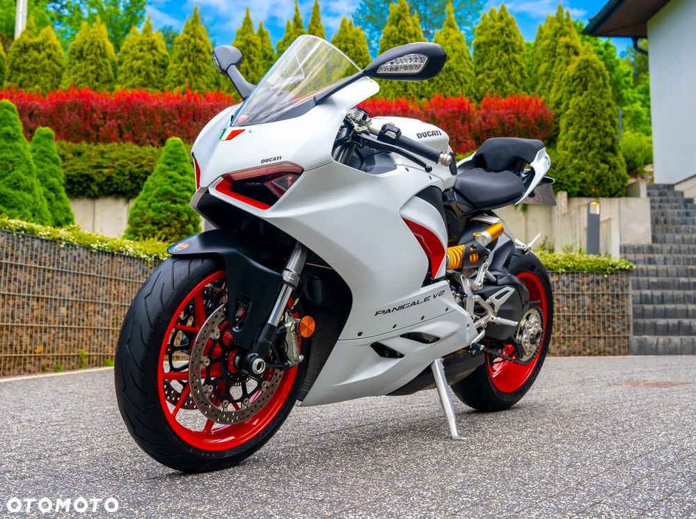 Ducati Panigale V2 - 1