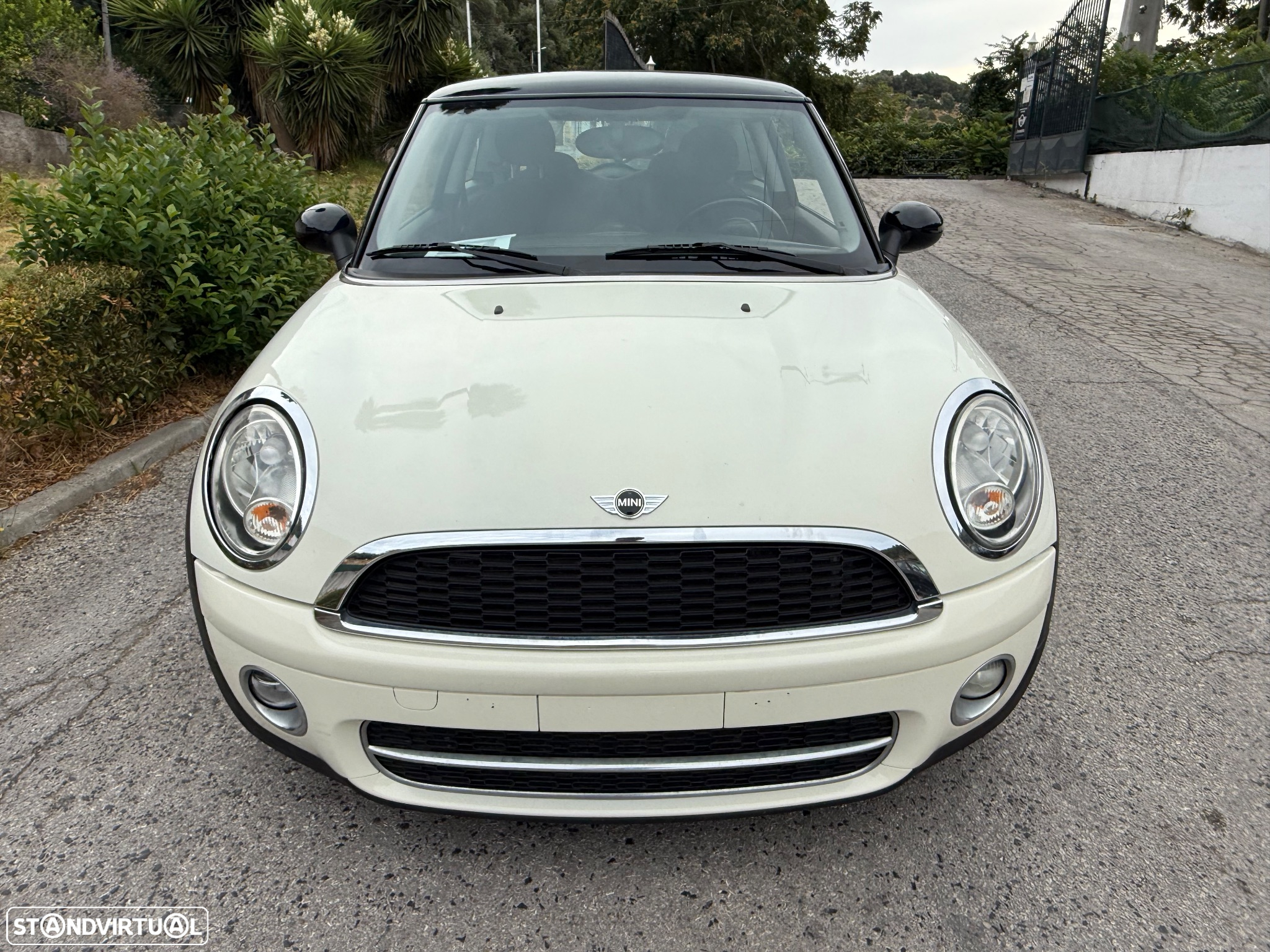 MINI 3 Portas Cooper D - 17