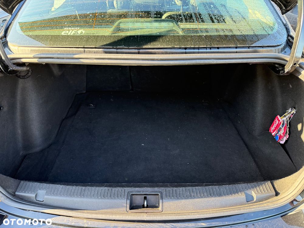 Renault Fluence 1.5 dCi Life EU6 - 12