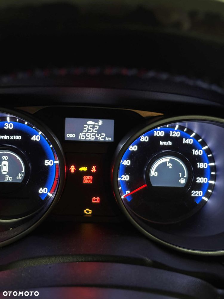 Hyundai ix35 1.7 CRDi Premium 2WD - 10