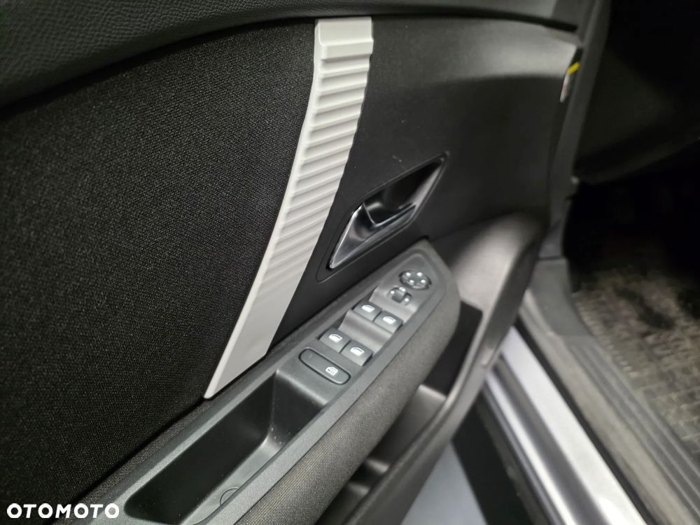 Citroën C4 1.2 PureTech Feel S&S - 24