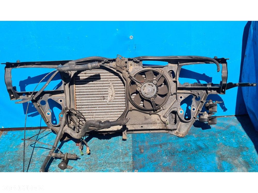 VW PASSAT B5 1.9 TDI PAS PRZEDNI - 2