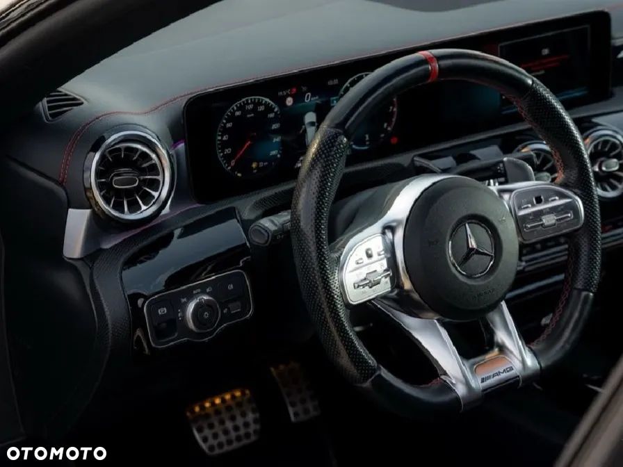 Mercedes-Benz CLA AMG 35 4-Matic 7G-DCT - 8