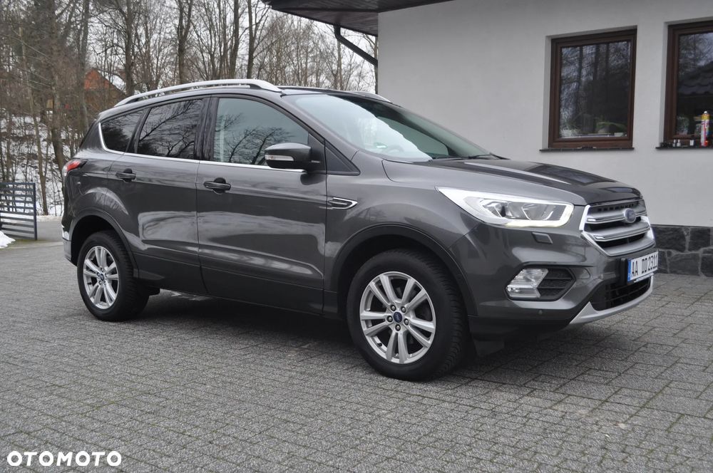 Ford Kuga 1.5 EcoBoost 2x4 Cool & Connect - 14