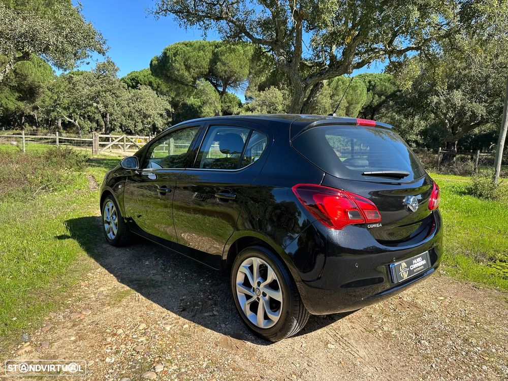 Opel Corsa 1.4 120 Anos - 4