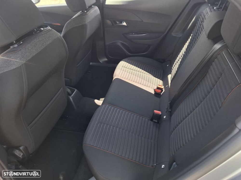 Peugeot 2008 1.2 PureTech Active Pack - 23