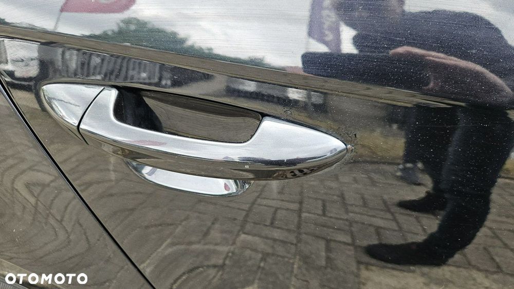 Volkswagen Passat Variant 2.0 TDI DSG BlueMotion Technology Trendline - 14