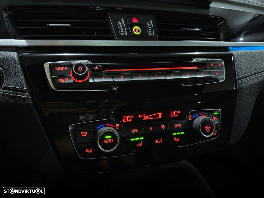 BMW X1 xDrive25e Pack Desportivo M - 31