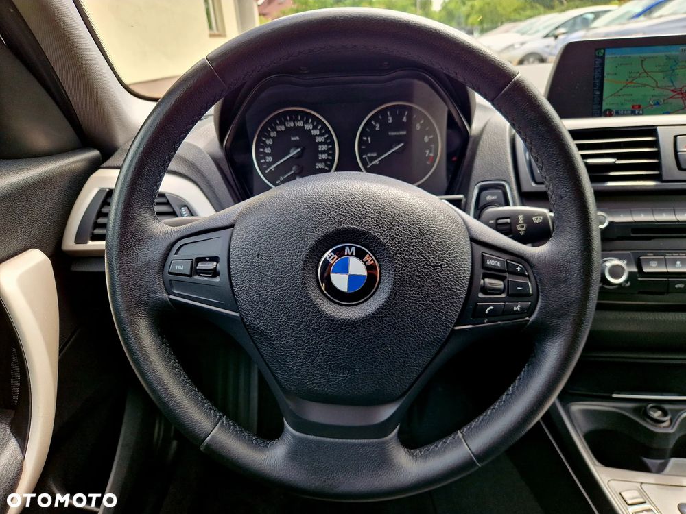 BMW Seria 1 118i Urban Line - 9