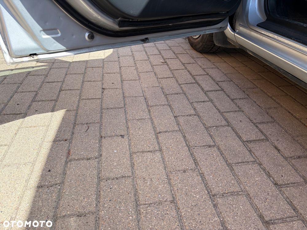 Mazda 3 1.6 Active - 10