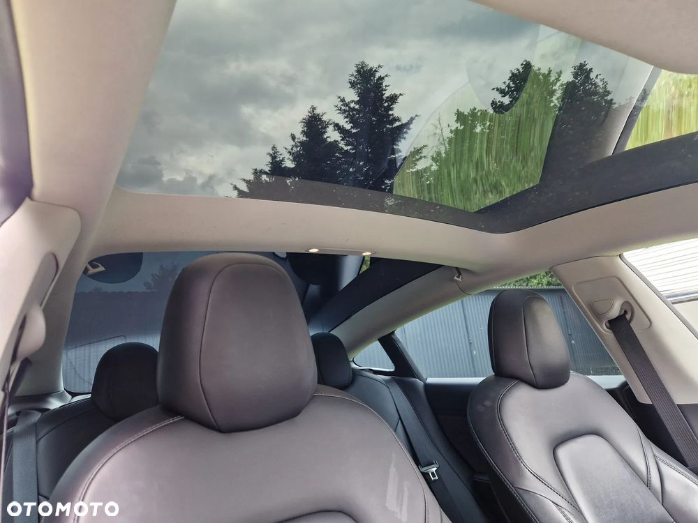 Tesla Model 3 Langstreckenbatterie Allradantrieb Dual Motor Performance - 13