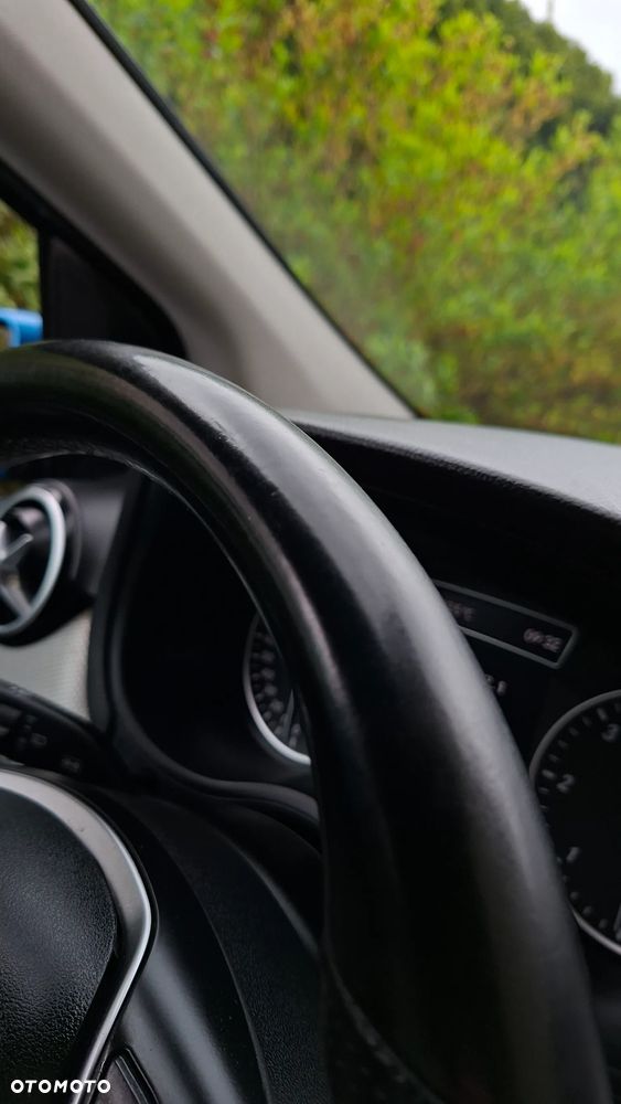 Mercedes-Benz Klasa B 180 CDI (BlueEFFICIENCY) - 21