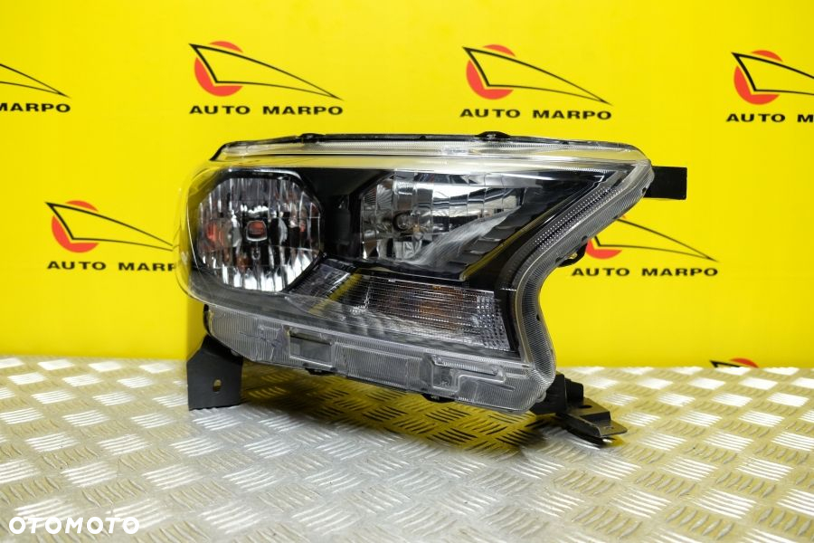 FORD RANGER XLT 2019- REFLEKTOR LAMPA ZWYKŁA MID PRAWA USA - 3