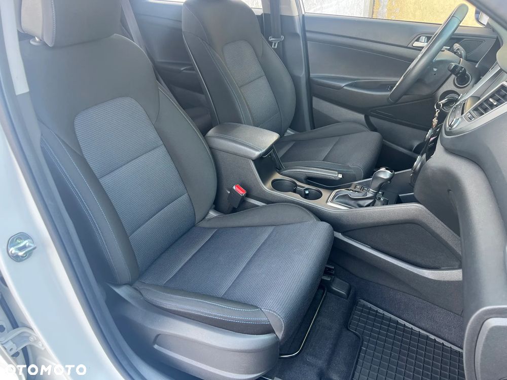 Hyundai Tucson 1.7 CRDI BlueDrive Comfort 2WD DCT - 17