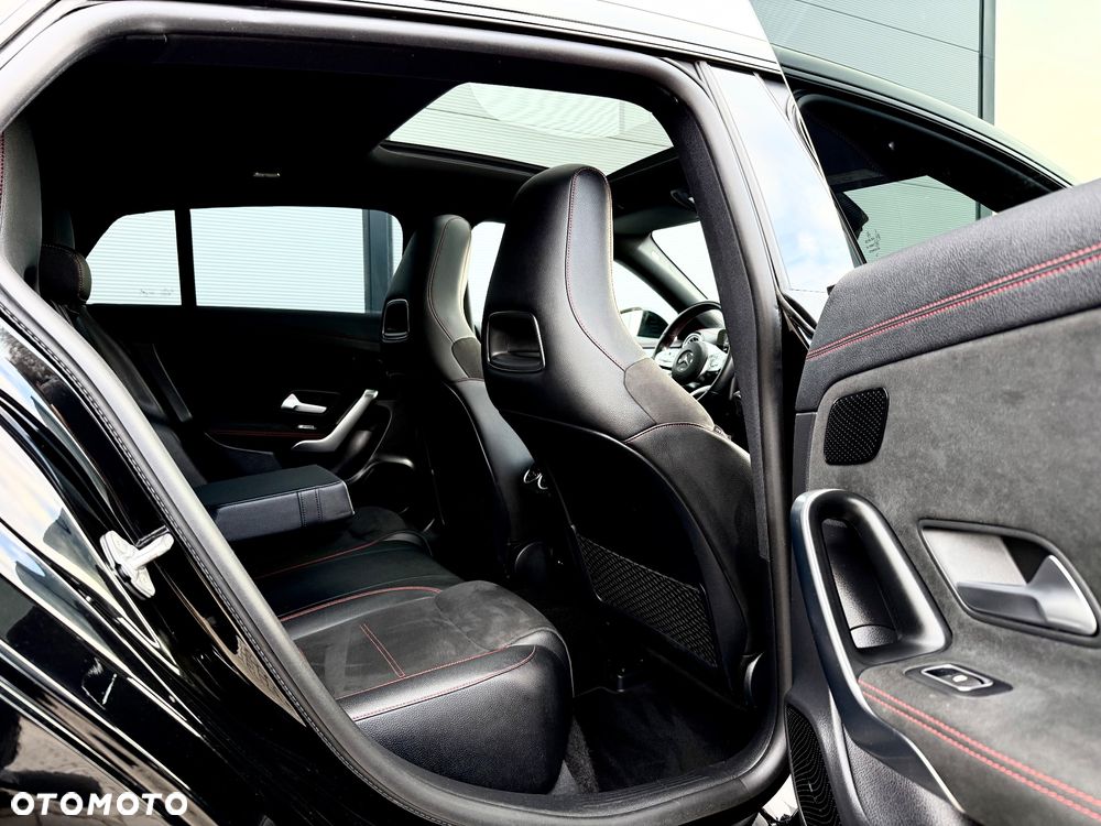 Mercedes-Benz CLA 180 d 7G-DCT AMG Line - 29