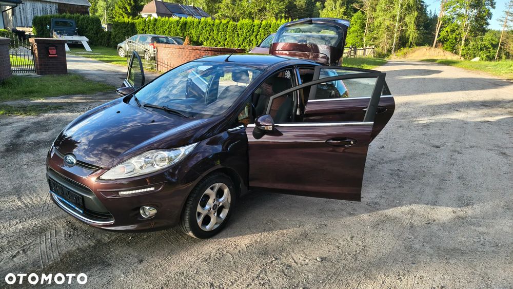 Ford Fiesta 1.6 TDCi Individual - 28
