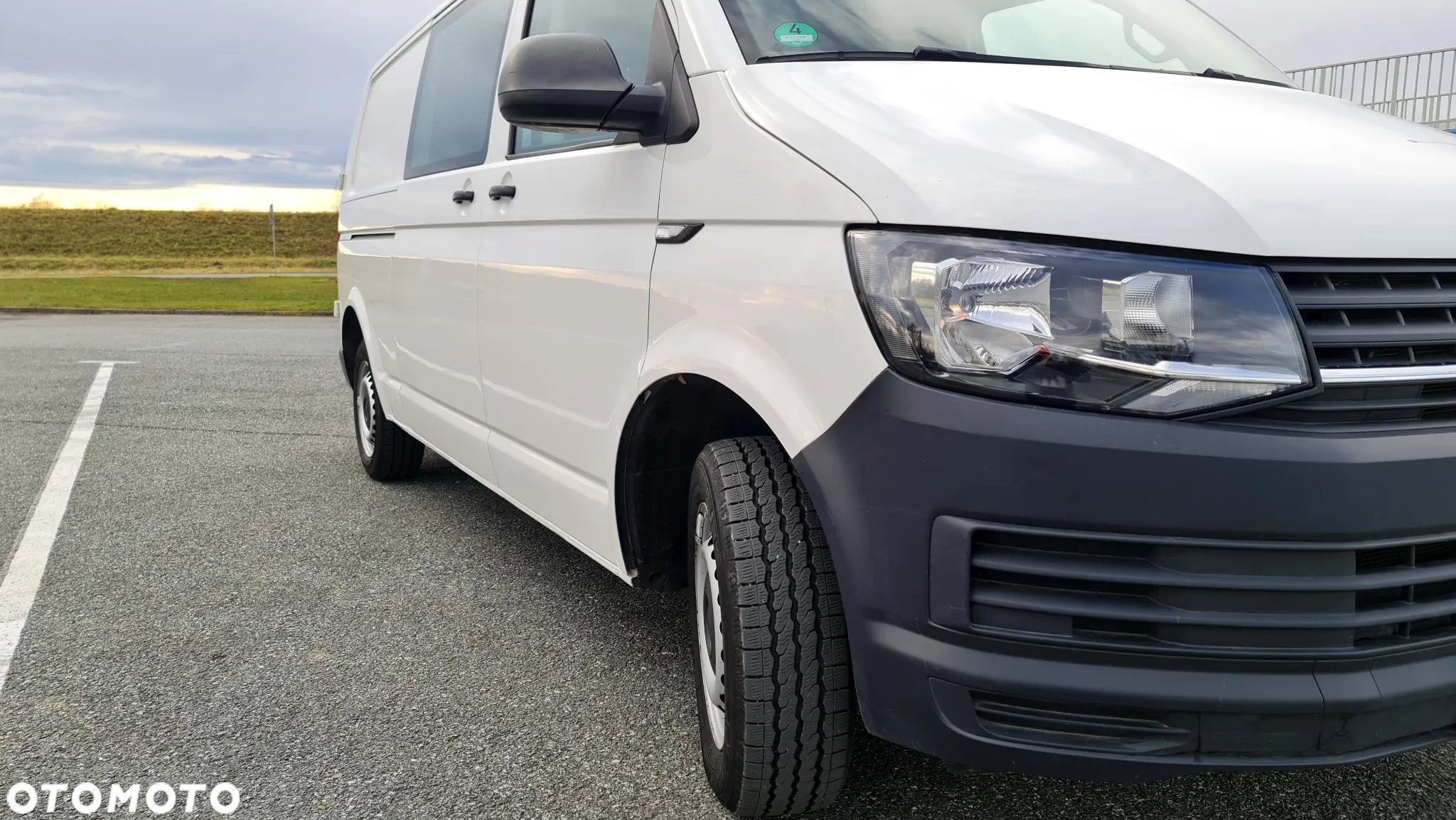 Volkswagen Transporter - 8