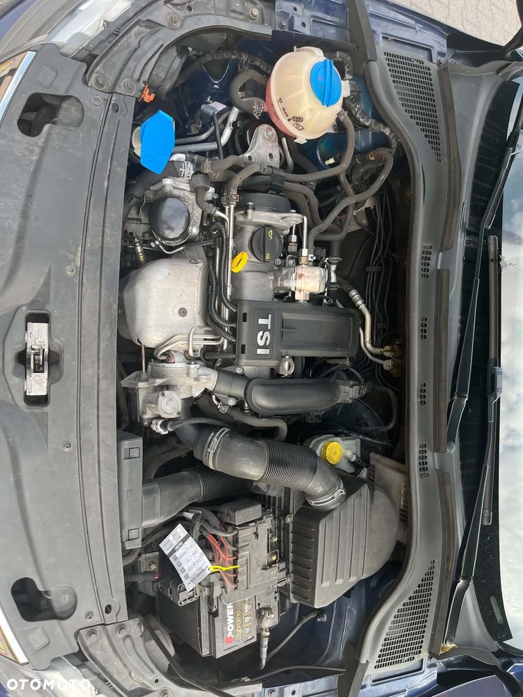 Skoda RAPID 1.2 TSI Ambition - 4