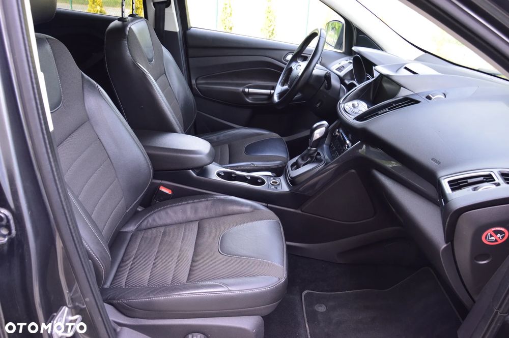 Ford Kuga 2.0 TDCi 4WD Titanium - 22