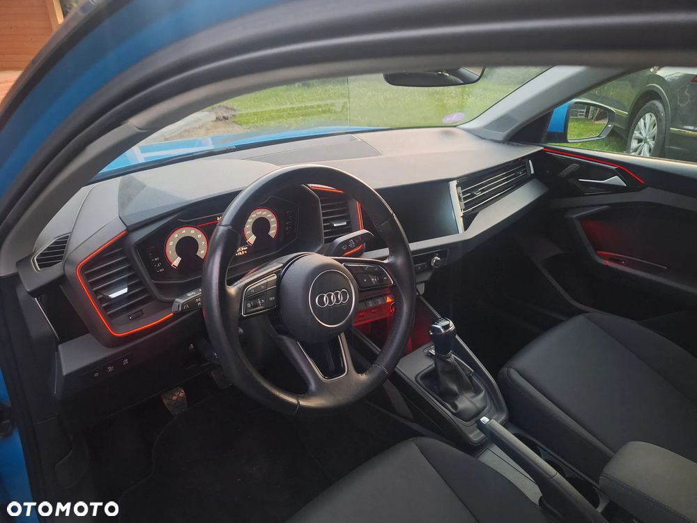 Audi A1 Sportback 30 TFSI S line - 9