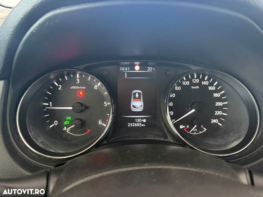 Nissan Qashqai 1.5 DCI Start/Stop N-Connecta - 6