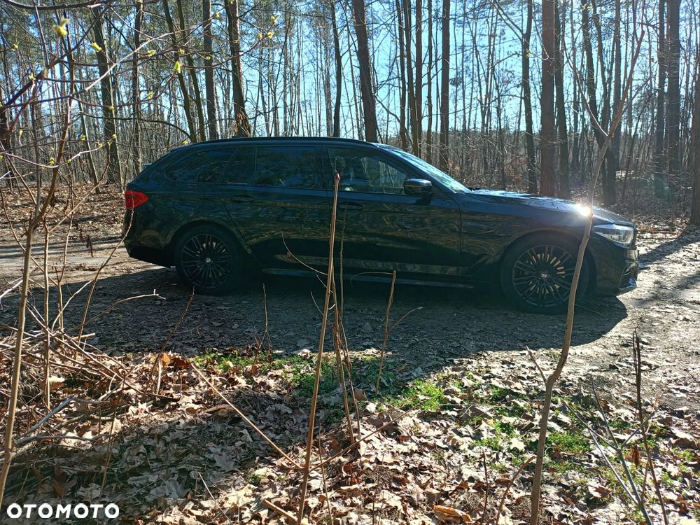BMW Seria 5 530d xDrive Sport - 4