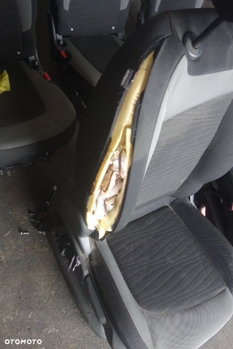 KOMPLET FOTELI CITROEN C4 PICASSO - 4