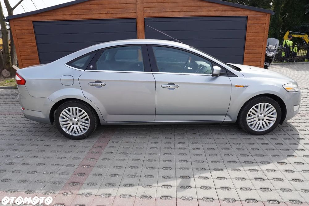 Ford Mondeo 2.0 Ghia X100 / X - 4