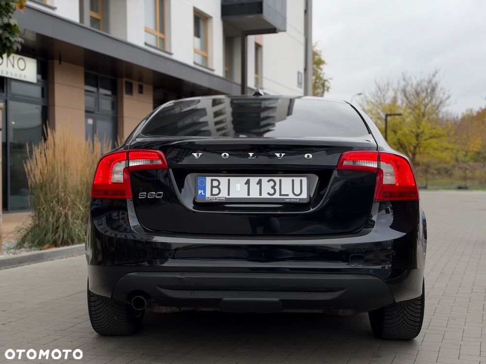 Volvo S60 - 4