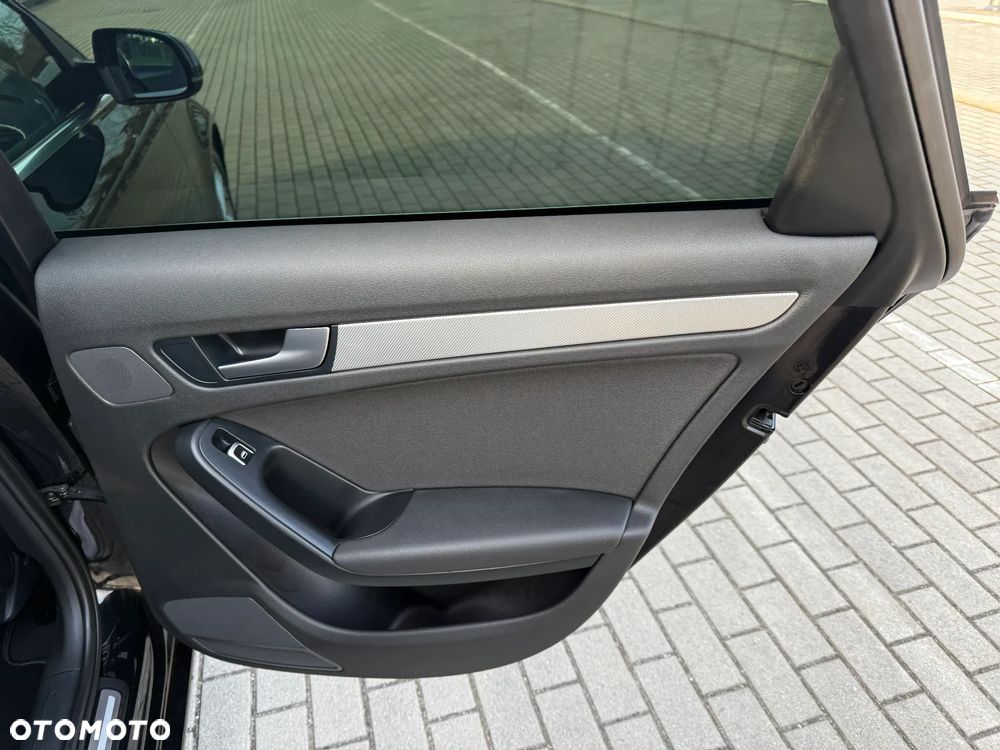 Audi A4 Avant 2.0 TDI DPF Ambition - 37