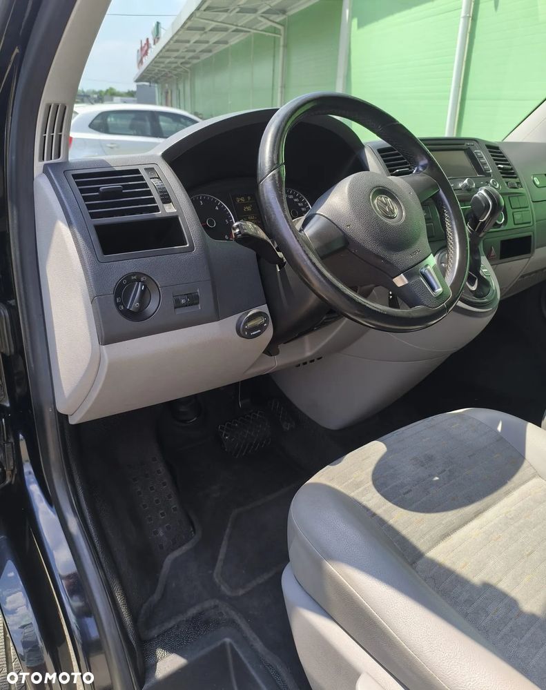 Volkswagen Transporter T5 - 8