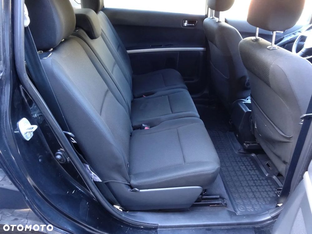 Toyota Corolla Verso 1.8 Sol 7os - 26