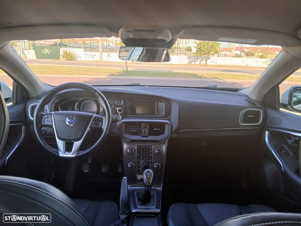 Volvo V40 1.6 D2 Eco Momentum - 3