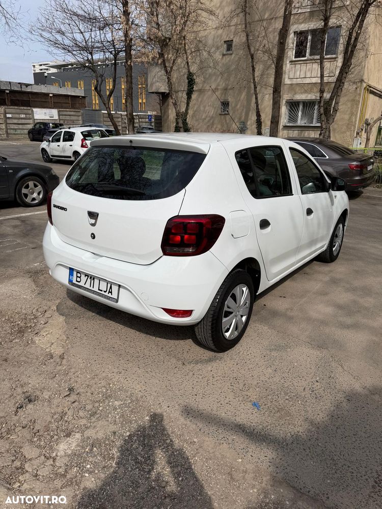 Dacia Sandero - 3