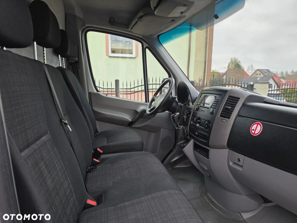 Mercedes-Benz SPRINTER - 14