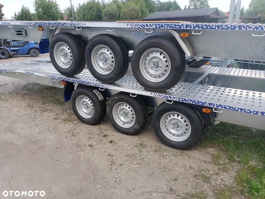 Niewiadów Indiana 8,5 m, pod 2 auta - 8
