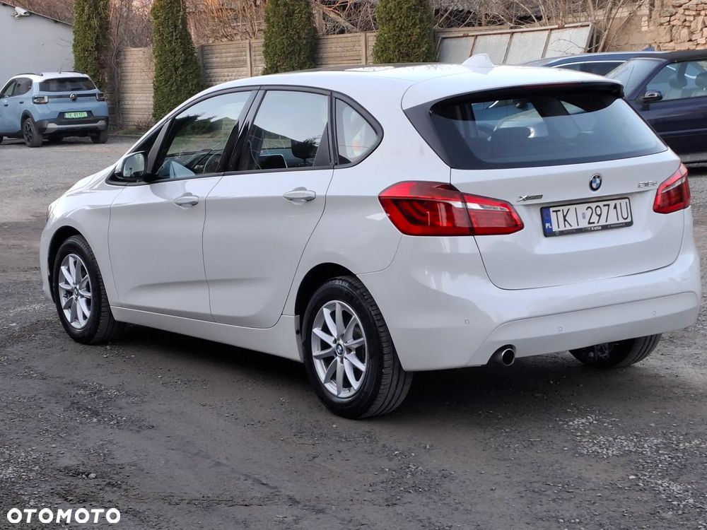 BMW Seria 2 218d xDrive Luxury Line - 10