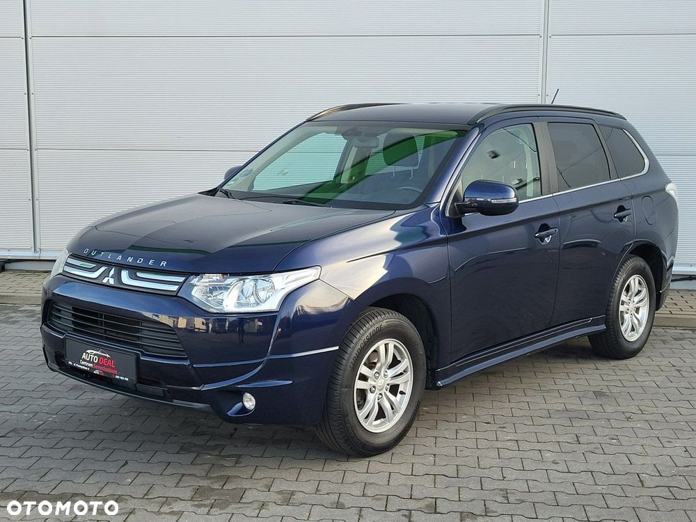 Mitsubishi Outlander - 11