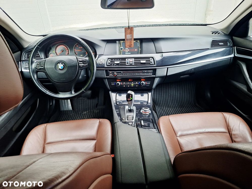 BMW Seria 5 520d - 8