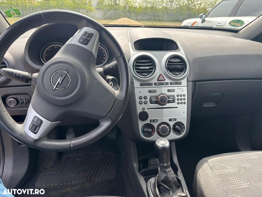 Opel Corsa Standard - 9
