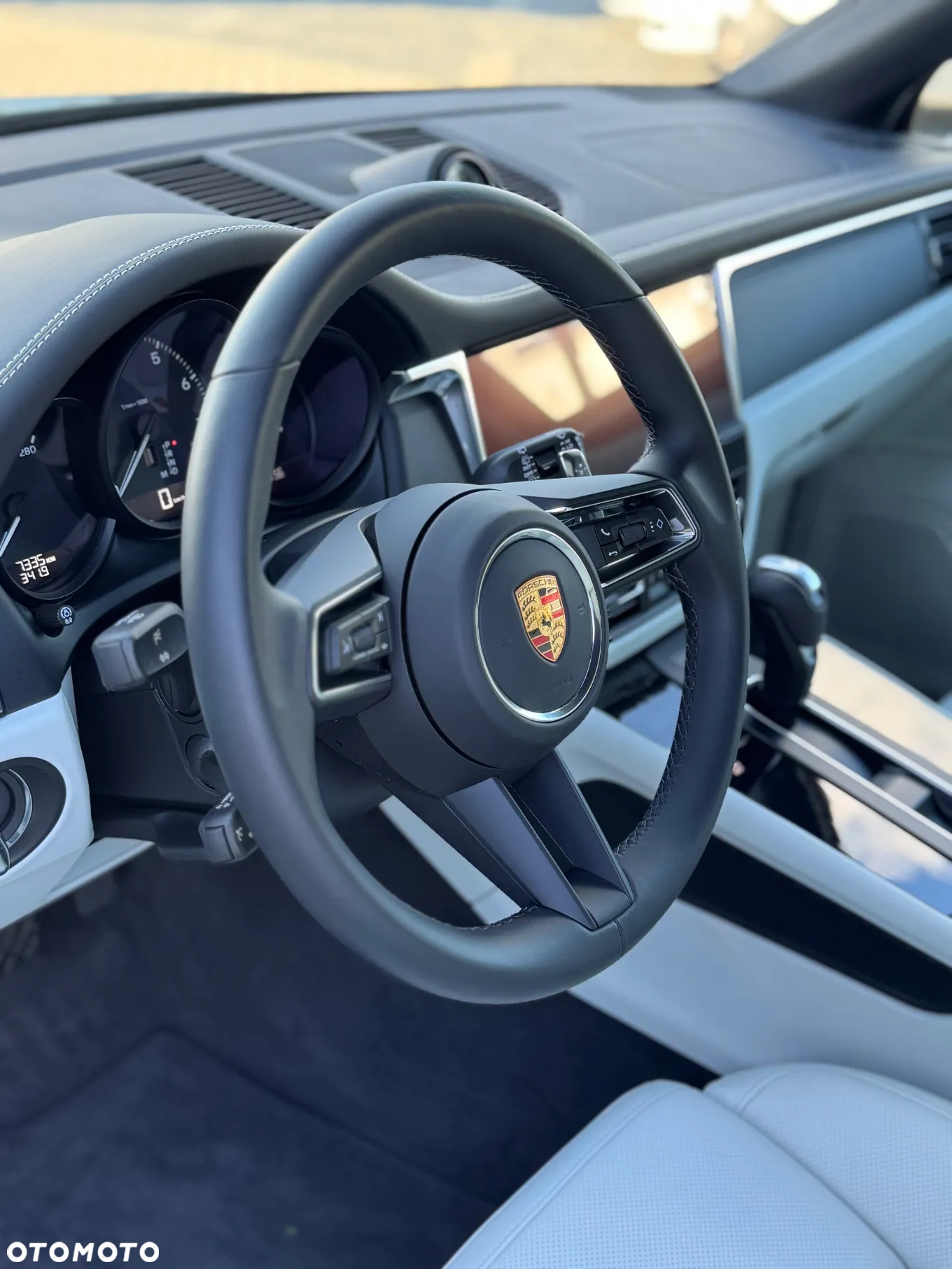 Porsche Macan T - 15