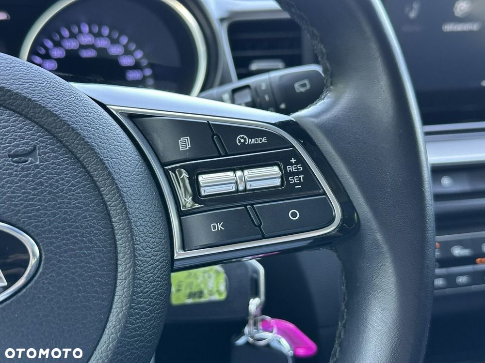 Kia Ceed - 28