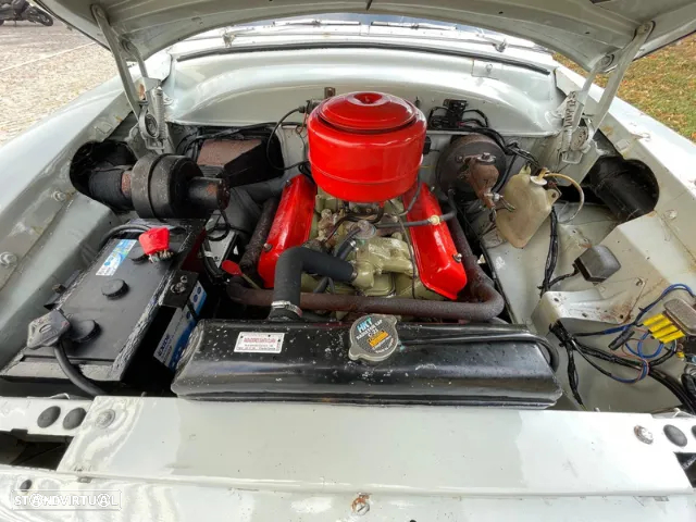 Ford Crestline - 19