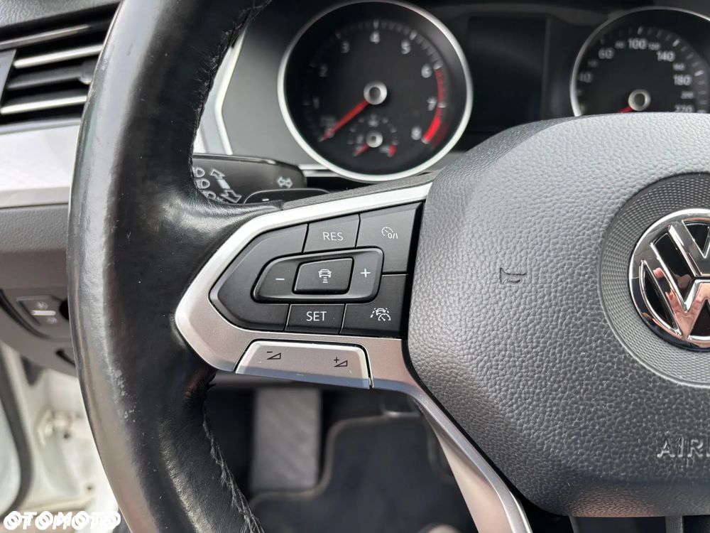 Volkswagen Passat 1.5 TSI EVO Comfortline DSG - 25